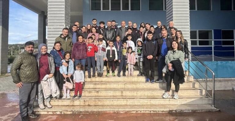 MİLAS’TA SPORDA ÇİFTE BAŞARI: GÜREŞTE DERECELER, SATRANÇTA ANLAMLI TURNUVA …