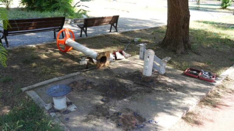 Milas’ta Parklar Yenileniyor …